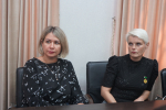 Глава Мегиона Алексей Петриченко встретился с волонтерами и сотрудниками участка для содержания безнадзорных животных