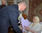 Труженица тыла Мария Дмитриевна Невайкина отмечает день рождения
